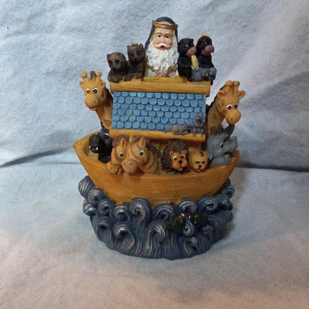 Noahs Ark Resin Bank Money saver Noah Animals piggy bank coin bank